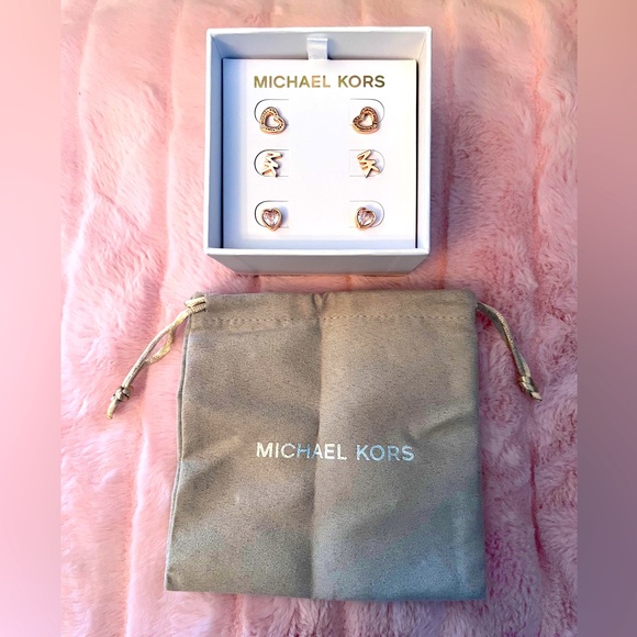 Michael Kors Rose Gold Open Heart/MK Logo/Pave’ Crystal Stud Earrings w/Dust Bag - Picture 4 of 14